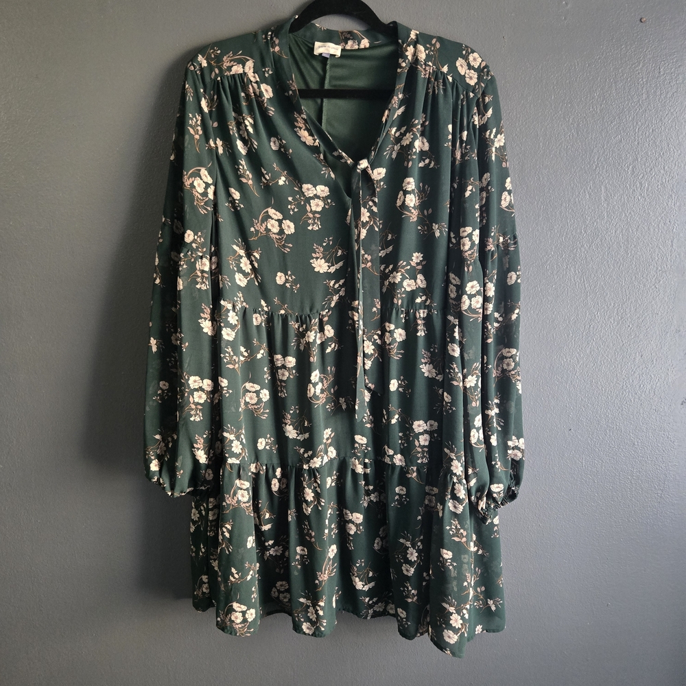 Forest Green Floral Long-Sleeve Tiered Tie-Neck Dress XL